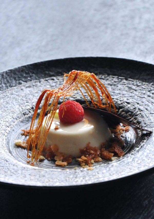 mini moet bubbly champagne brunch the forum kl desa sri hartamas raspberry panna cotta