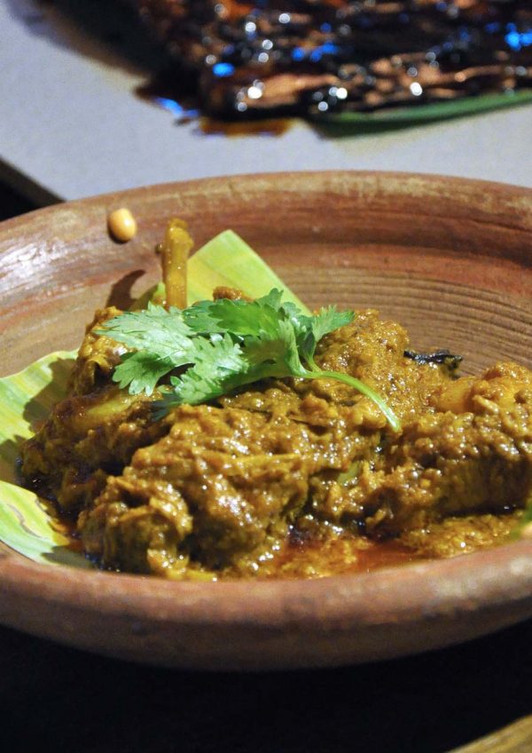 naughty nuri's life centre kuala lumpur snout to tail brunch buffet roast pork rendang