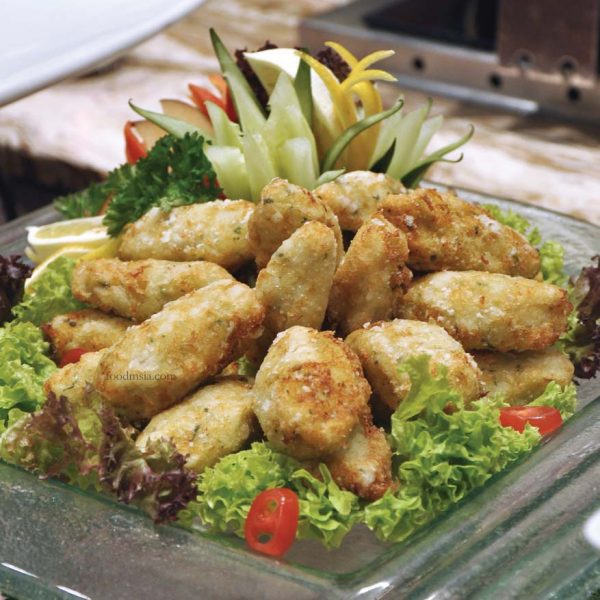 the macao exchange cinnamon coffee house one world hotel bacalhau ball