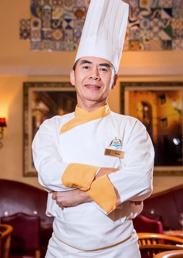 the macao exchange cinnamon coffee house one world hotel Chef Kong