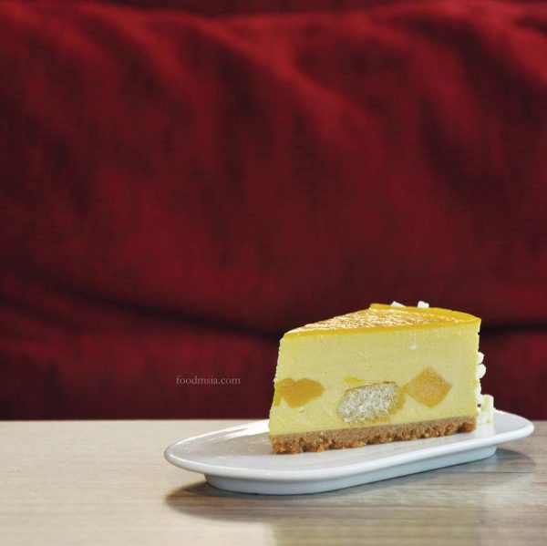 cat and the fiddle malaysia the russian whiskers mango cheesecake