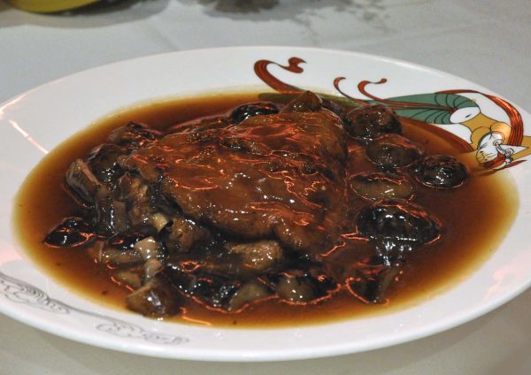 dynasty restaurant renaissance kuala lumpur hotel cny pork