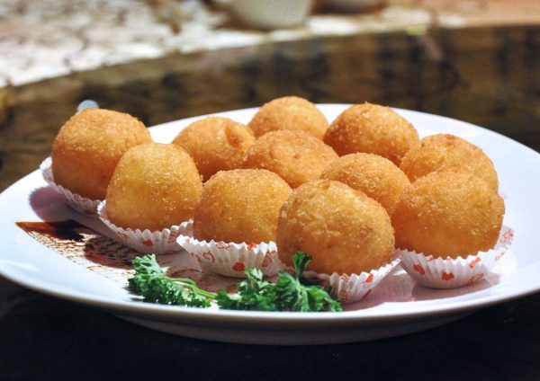 ti chen saujana hotels and resorts chinese new year nian gao