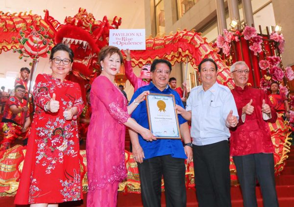 rise to opulence chinese new year pavilion kl malaysia's book of records