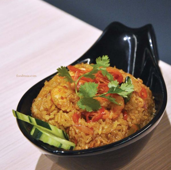 sanoook thai japanese fusion pavilion elite kuala lumpur tom yam fried rice