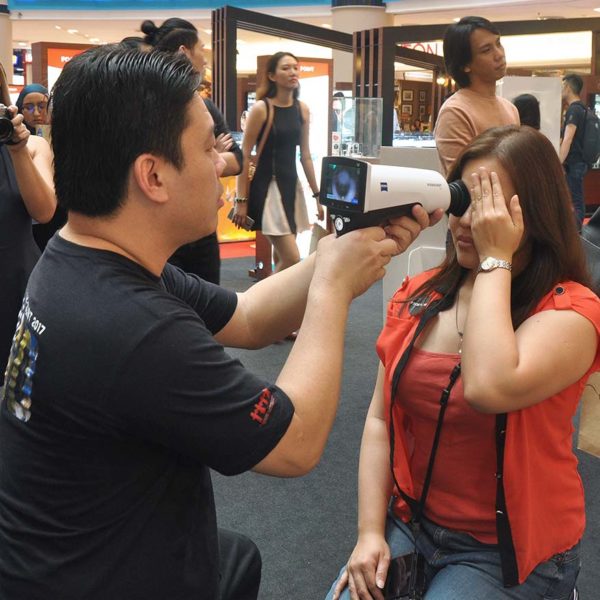 focus point world sight day make vision count zeiss visuscout 100 fundus camera