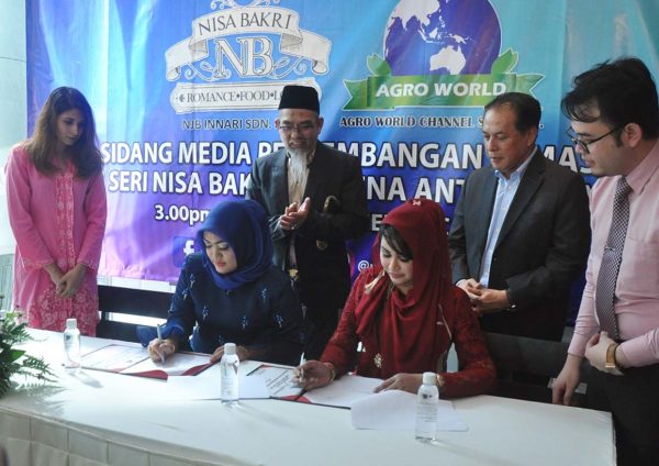 njb innari agro world channel mou signing event