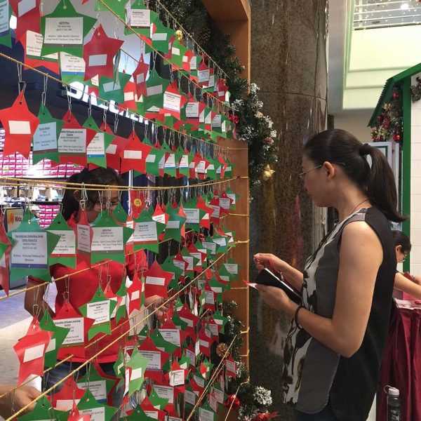 toy bank a gift of love cheras leisuremall wish list card