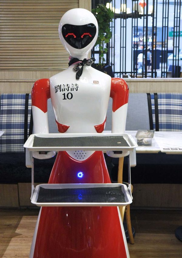 nam heong restaurant robot i-waitress actress name