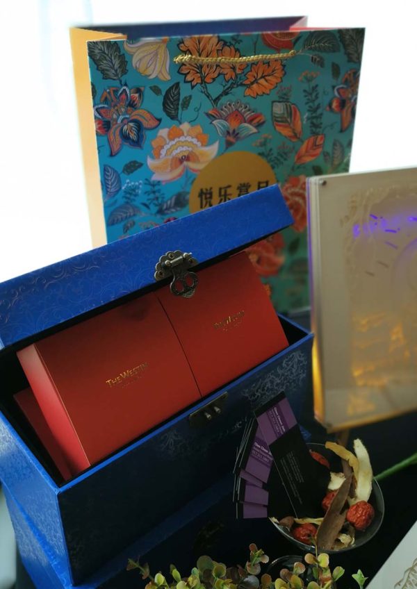 the westin kuala lumpur five sen5es mid autumn festival mooncake box