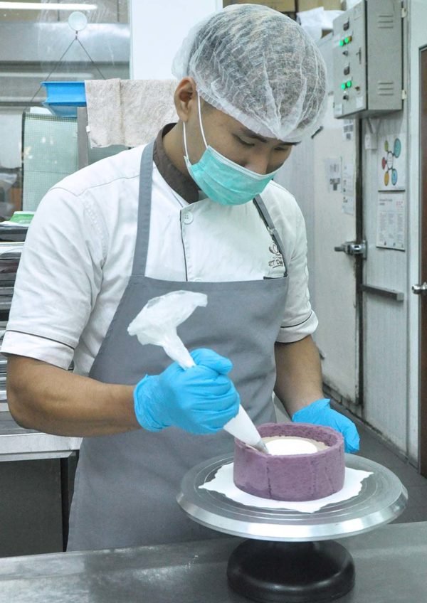 rt pastry house purple bread cake series