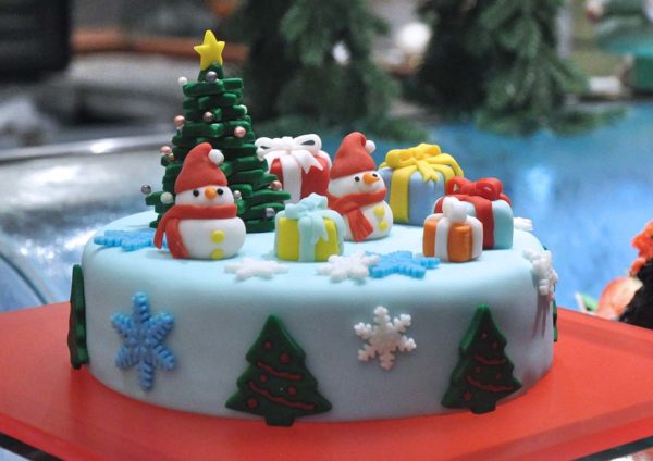feast village starhill gallery shook christmas buffet cake