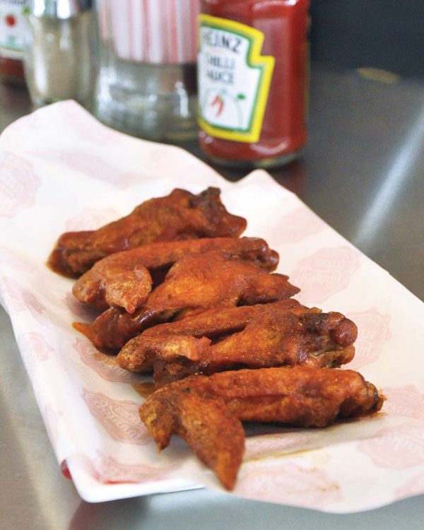 johnny rockets american cuisine spicy naked rocket wings