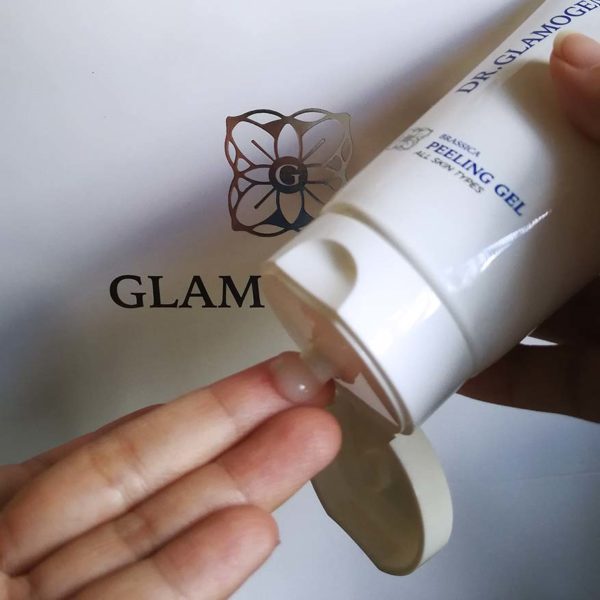 glamogenic australian skincare brand brassica peeling gel pea sized