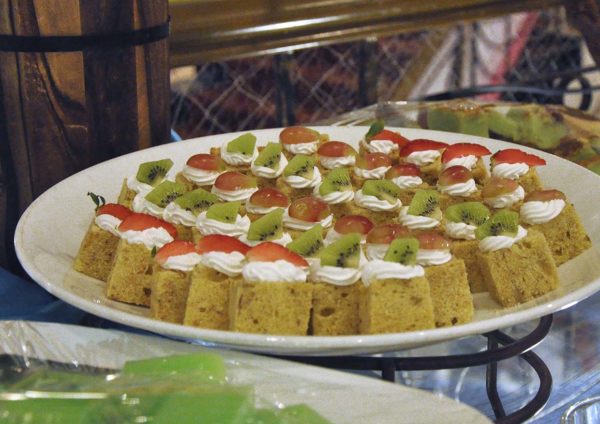kuala lumpur international hotel toppot cafe limpahan lautan ramadan buffet dessert