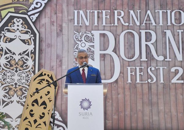 international borneo fest suria klcc kuala lumpur yb tuan haji khalid samad
