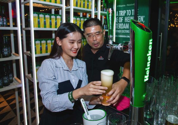 heineken star serve national final 2019 beer pouring
