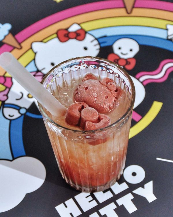 hello kitty 45th anniversary creme de la creme damansara uptown bloop