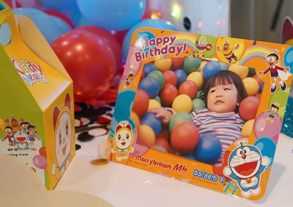 marrybrown doraemon birthday bash package merchandise
