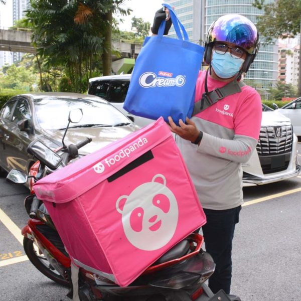 jack n jill cream-o ekstra-o some campaign foodpanda delivery rider