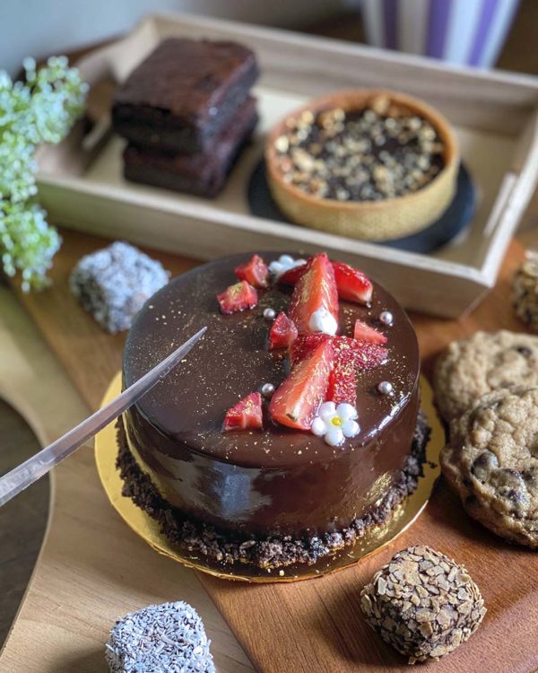 chris kitchen kl home based bakery strawberry chocolate mousse cake