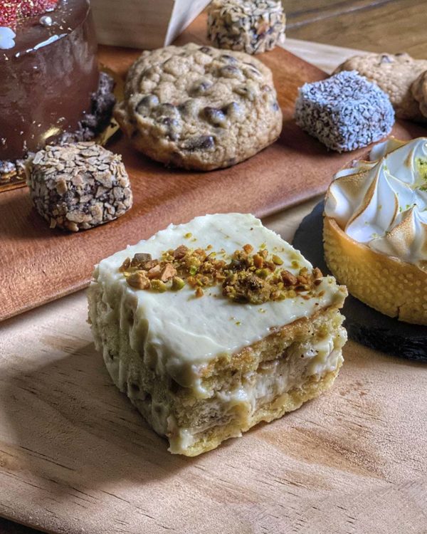 chris kitchen kl home based bakery pistachio cake