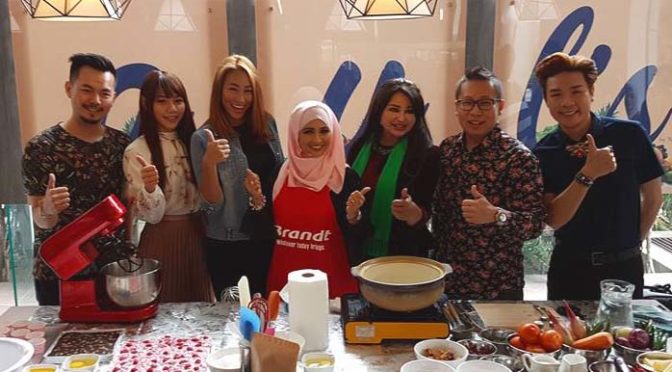 Products Launching of Chef Siti & Puan Sri Nisa Bakri @ MonspaceMall.com
