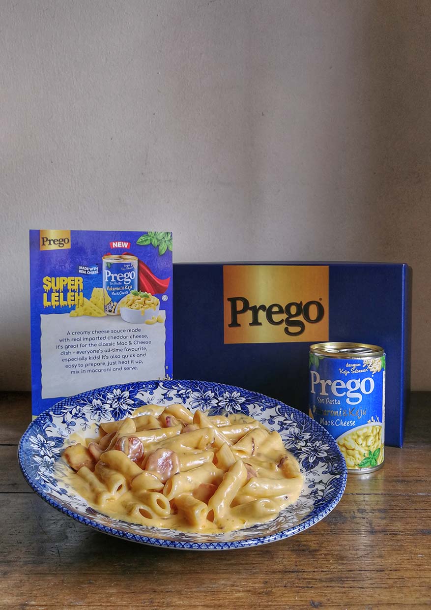 Easy Cooking with Prego Mac & Cheese Pasta Sauce