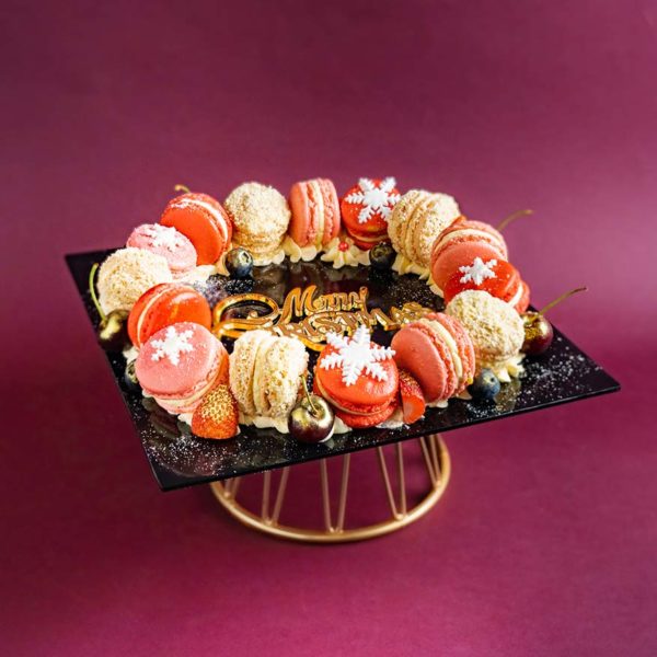 elevete patisserie xmas collection santa macaron wreaths