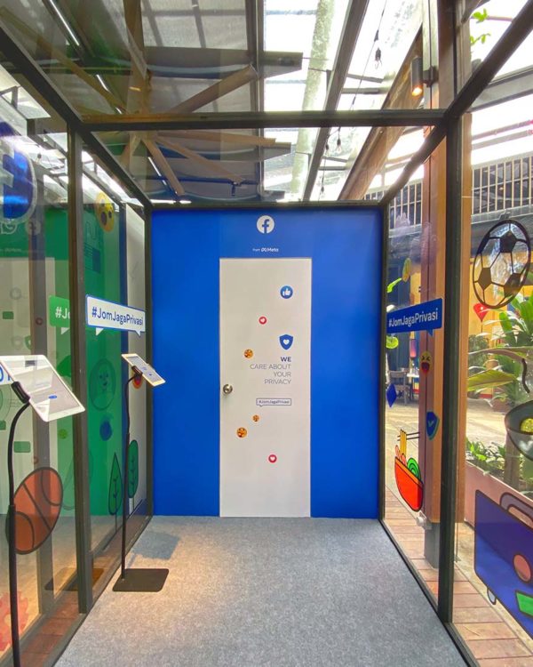 meta jomjagaprivasi education campaign pop up privacy cafe facebook