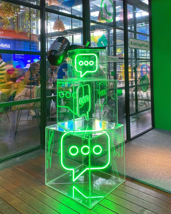 meta jomjagaprivasi education campaign pop up privacy cafe whatsapp