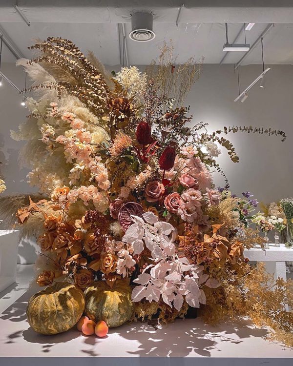 tokyo town pavilion bukit jalil bespoke floral arrangements hana saku by botier