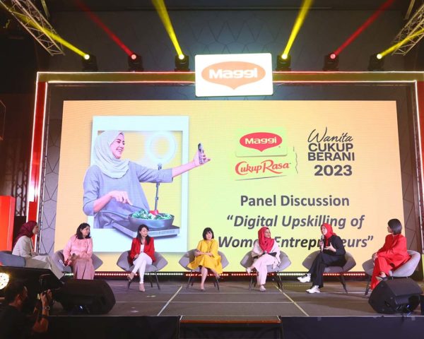 program mentor wanita cukup berani maggi panel discussion 