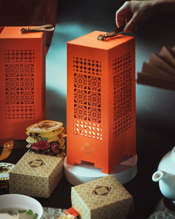 four points by sheraton kuala lumpur chinatown lady yi tea house timeless treasures mooncake collection