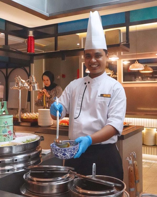 santa grand signature kuala lumpur kapitan cafe authentic nyonya noodles hut