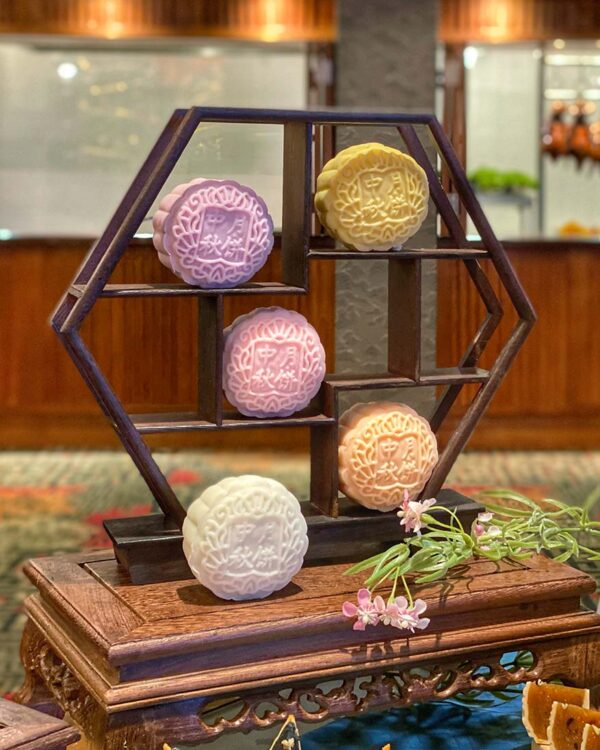 xin cuisine chinese restaurant concorde hotel kuala lumpur mid autumn festival mooncake snowskin