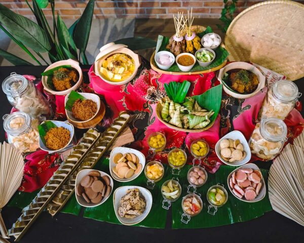 movenpick hotel convention centre klia hari raya hi-tea buffet