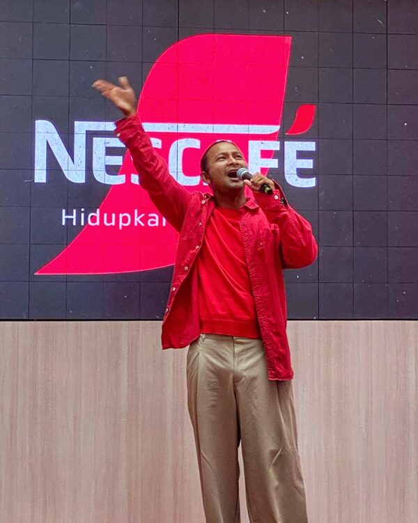 nescafe malaysia projek hidupkan duniamu black hanifah singer