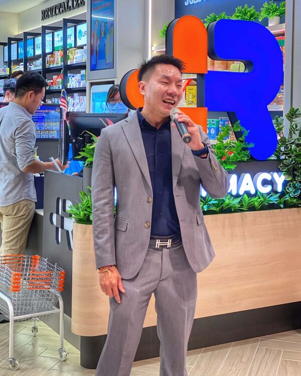 r pharmacy sunway velocity mall kuala lumpur new outlet ceo adrian toh
